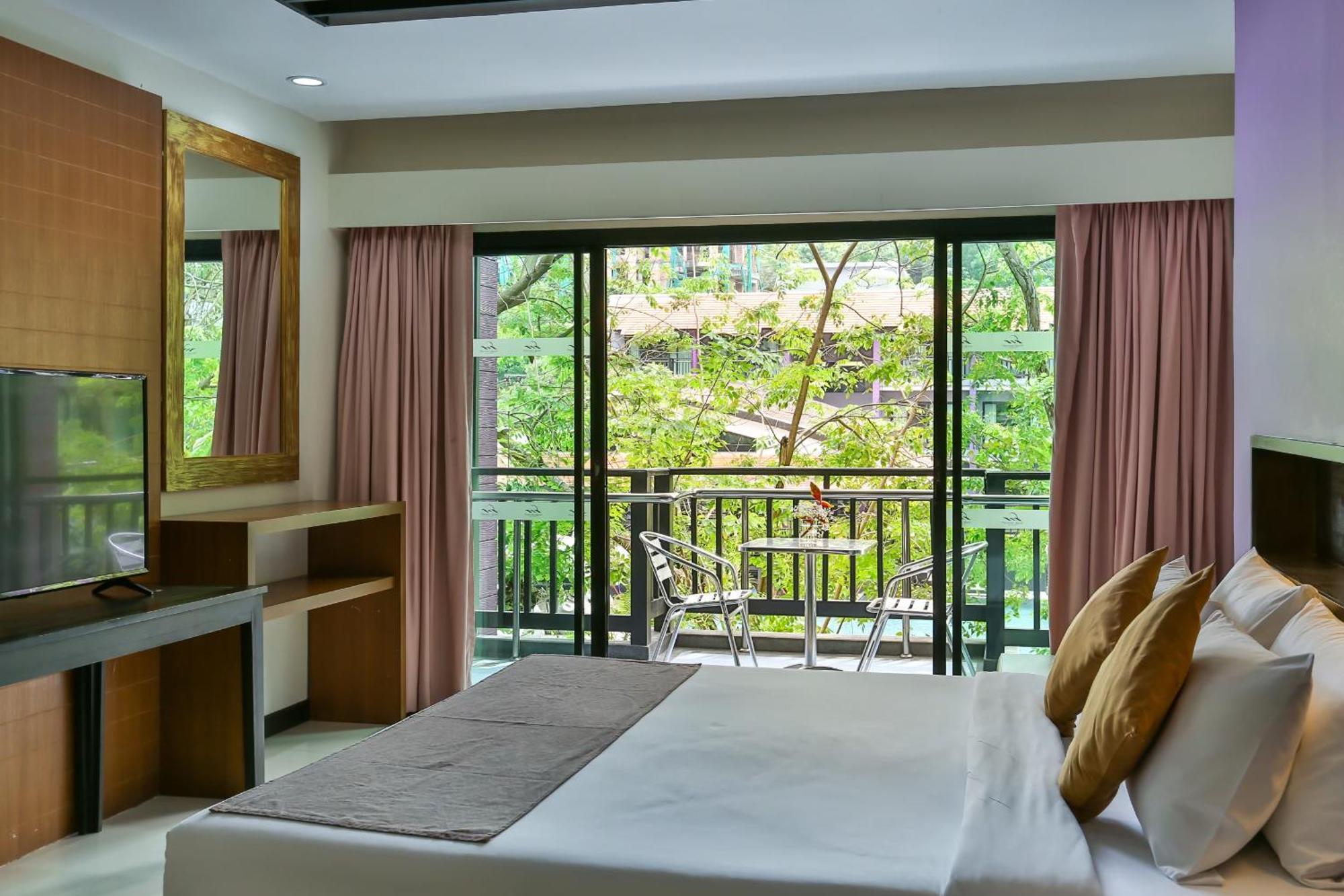 Phuvaree Resort Patong Экстерьер фото