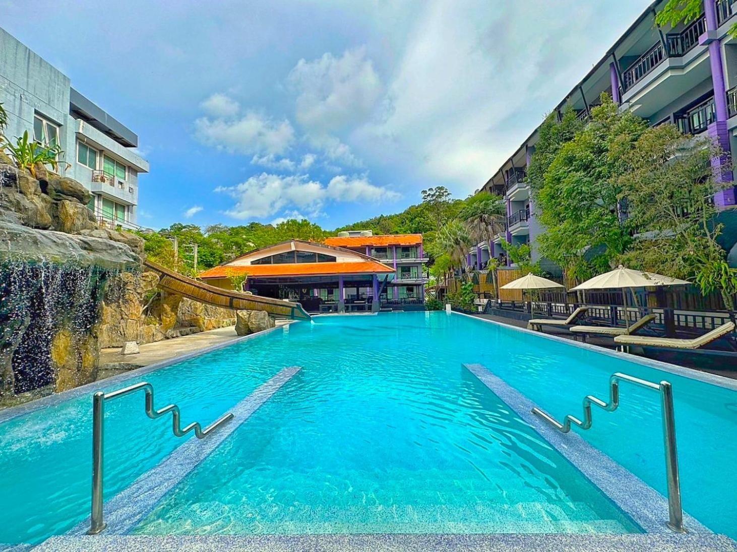 Phuvaree Resort Patong Экстерьер фото